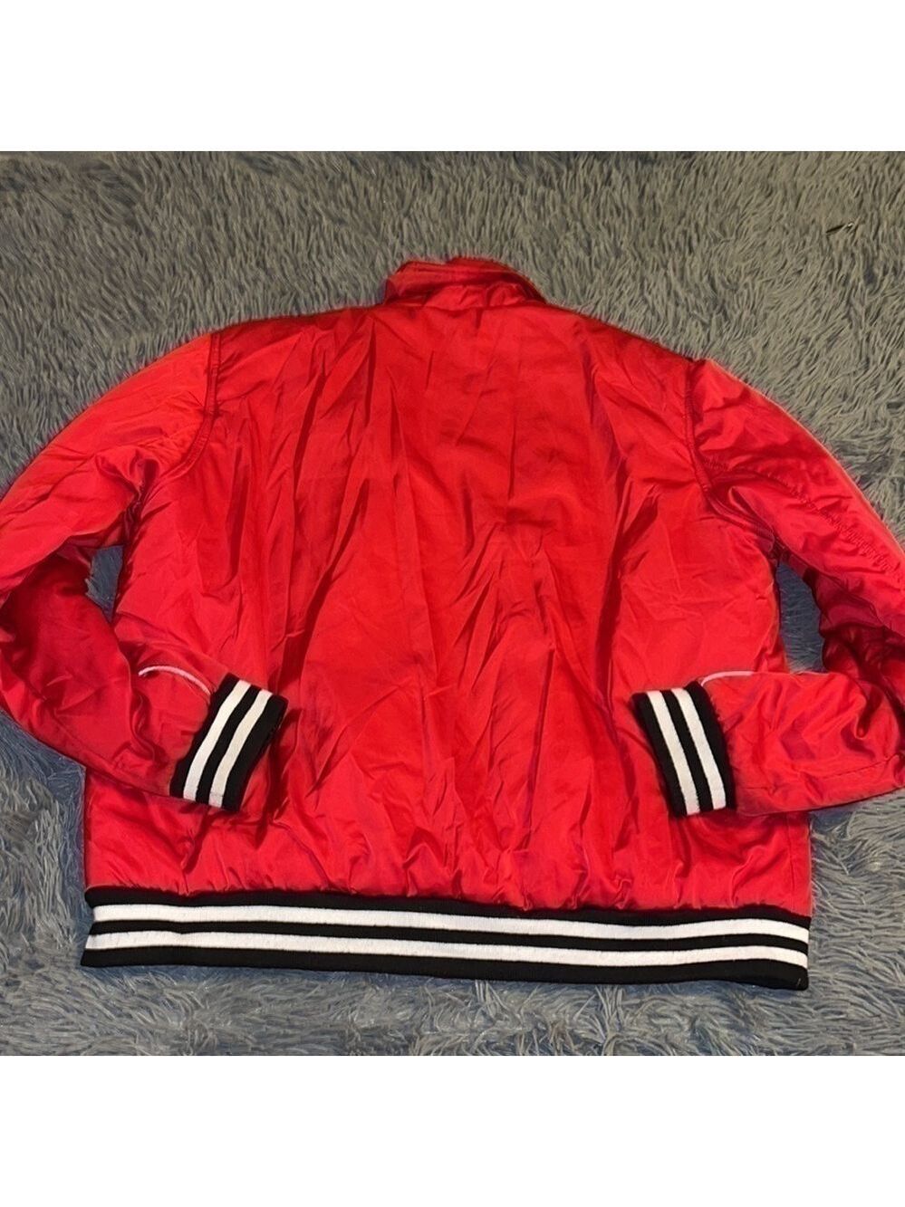 Red puff jacket - Picture 7 of 8